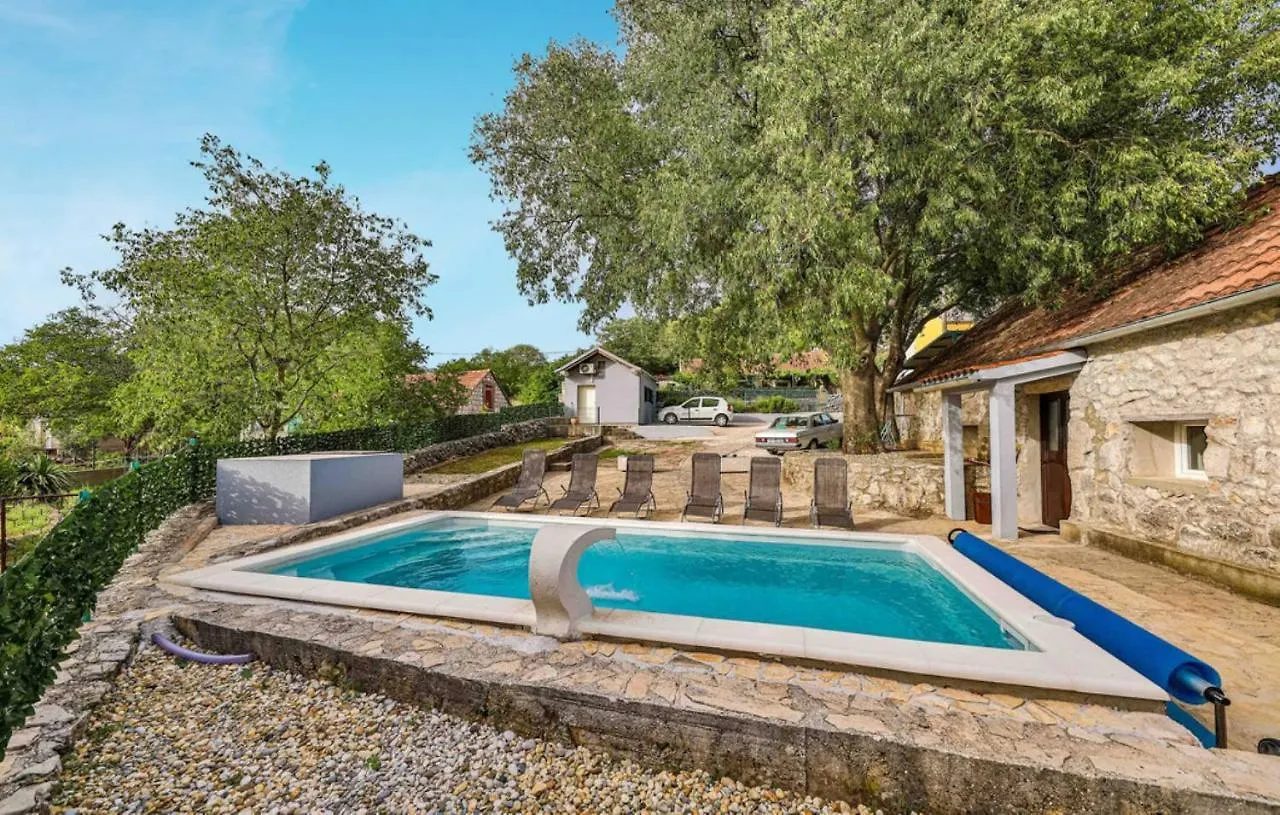 Holiday Home Tissa Prgomet